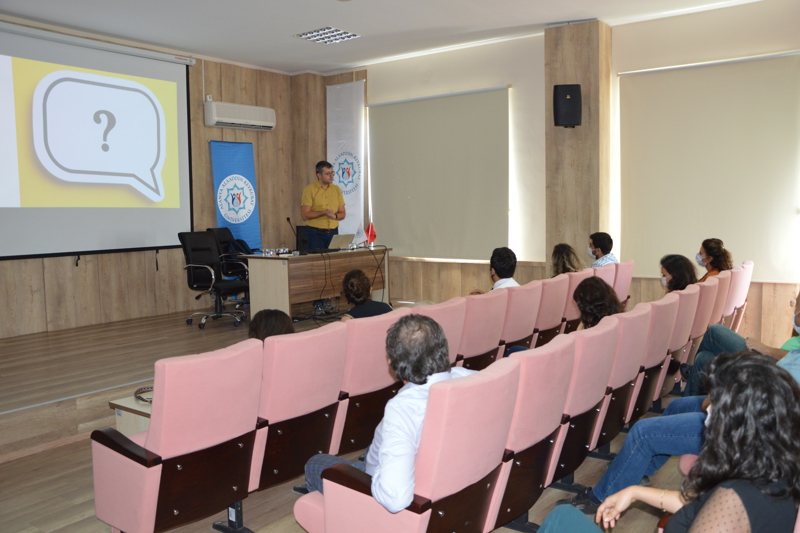 GAZİPAŞA MYO AKADEMİSYENLERİNE UZAKTAN EĞİTİM SÜRECİNİN BİLGİLENDİRİLMESİ