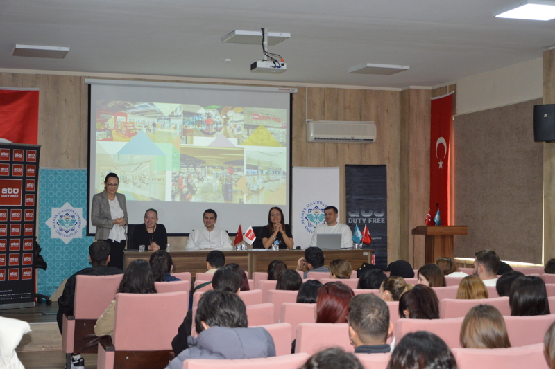 ÜNİVERSİTE - SEKTÖR İŞ BİRLİĞİ KONFERANSI