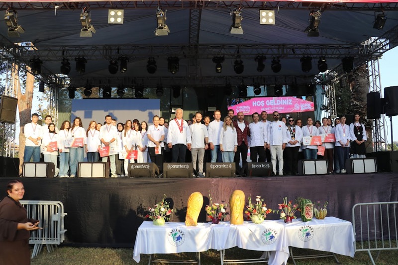 Meslek Yüksekokulumuz 15. Çekirdeksiz Nar ve Tropikal Meyve Festivali’nde Etkin Katılım Sağladı