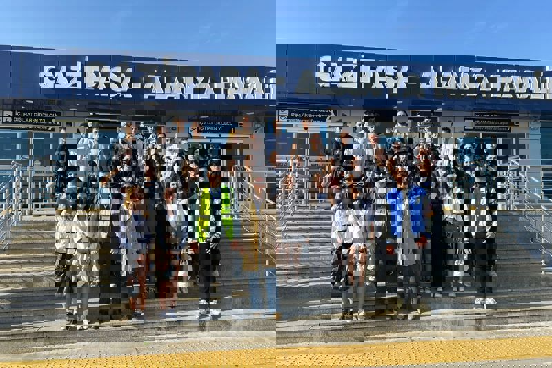 YÜKSEKOKULUN HAVALİMANI ZİYARETİ