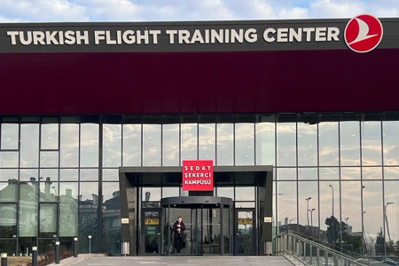 THY’DEN ALKÜ’YE EĞİTİM AMAÇLI MALZEME HİBESİ